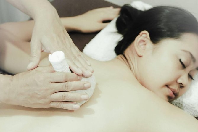 1.5 Hours Traditional Thai Massage with Herbal Compress - Free Transportation - Inside the Home: quiet private rooms and a simple ritual