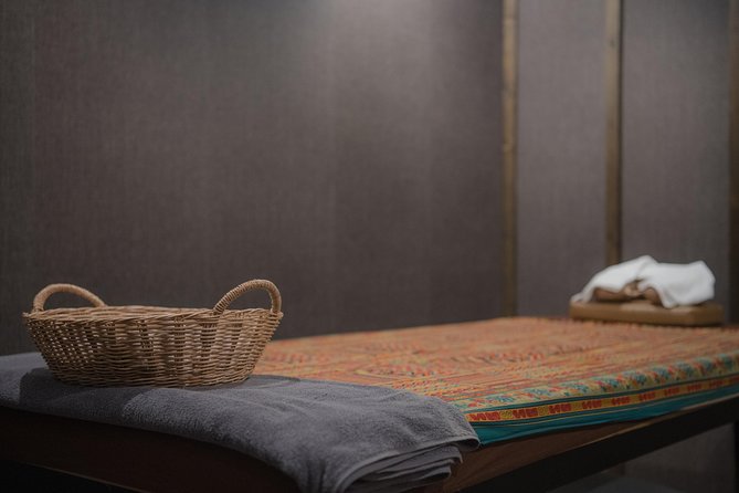 1 Hour Deep Tissue Thai Massage with Balm - Free Transportation - The calm prep: foot cleanse, changing clothes, and shower timing