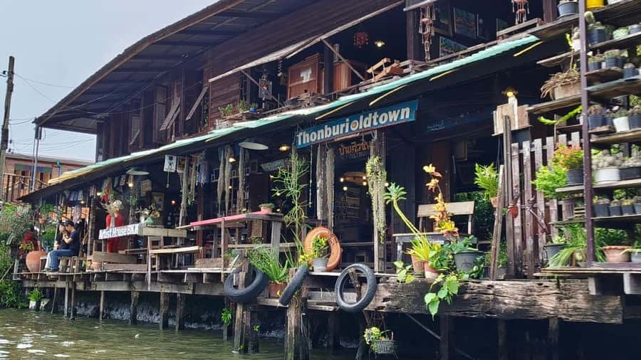 2 Hrs Private Bangkok Canal Boat Tour: Traditional Flat Boat - Should you book this Bangkok canal boat tour?