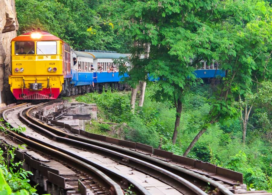 3-Day River Kwai, Floating Market and Erawan Waterfalls - Day 2: Erawan Falls, swimming time, then a Kanchanaburi breather