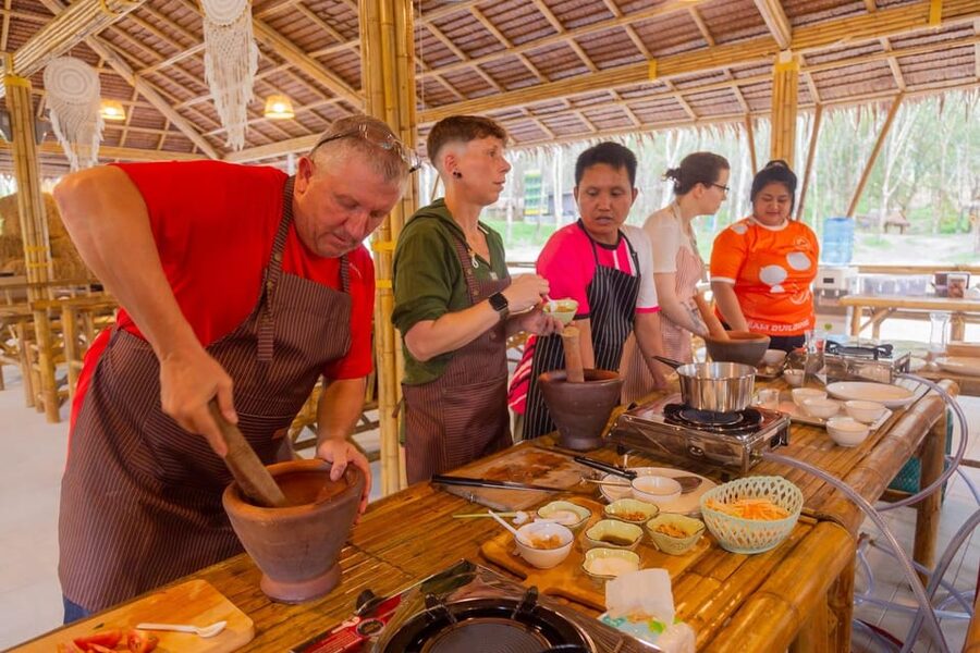3 hours Khao Lak Cooking Class and Market Visit - How the guide teaches Thai flavor balance, sweet-sour-salty-spicy