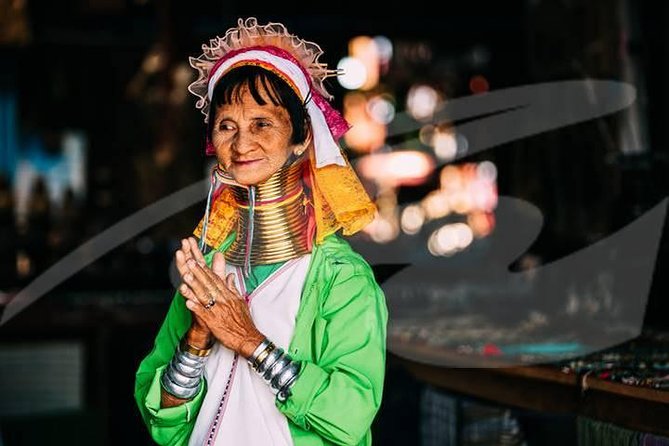 6-Day Northern Thailand Tour: Ayutthaya, Sukhothai, Chiang Mai and Chiang Rai from Bangkok - Day 3 Doi Mae Salong, Mae Sai Border, Golden Triangle, and Chiang Saen