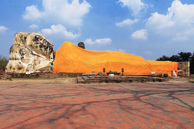 A Day in Ayutthaya: Private 5 UNESCO Temples Tour From Bangkok - Wat Mahathat: Relics, the Supreme Patriarch, and the Center of Buddhism