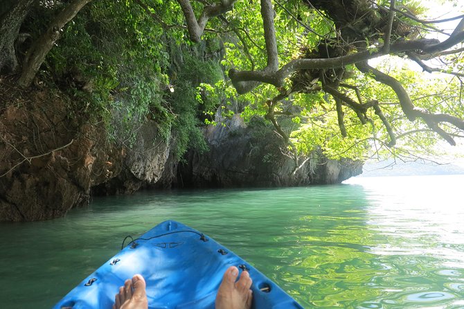 A full day exploring kayaking 3 islands (Talabeng sea cave) - How the 9 to 16 Hour Day Feels on the Ground