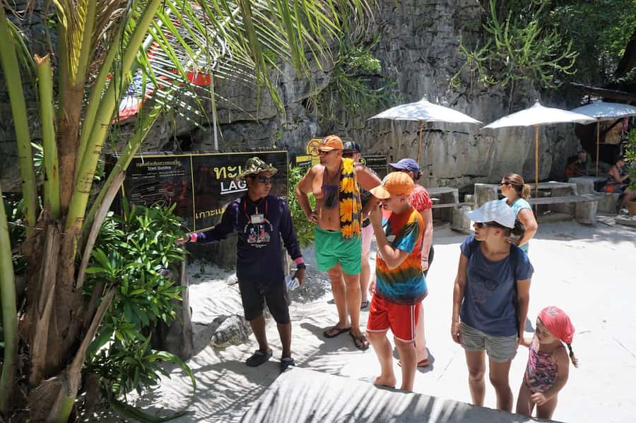 Ang Thong Full-Day Cruise with Sunset by The Red Baron Boat - Lunch, tea, and the onboard routine that makes long days easier