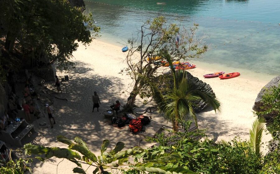 Ang Thong: Marine Park Full-Day Kayaking & Snorkeling Tour - From hotel pickup to the pier: how the day starts right