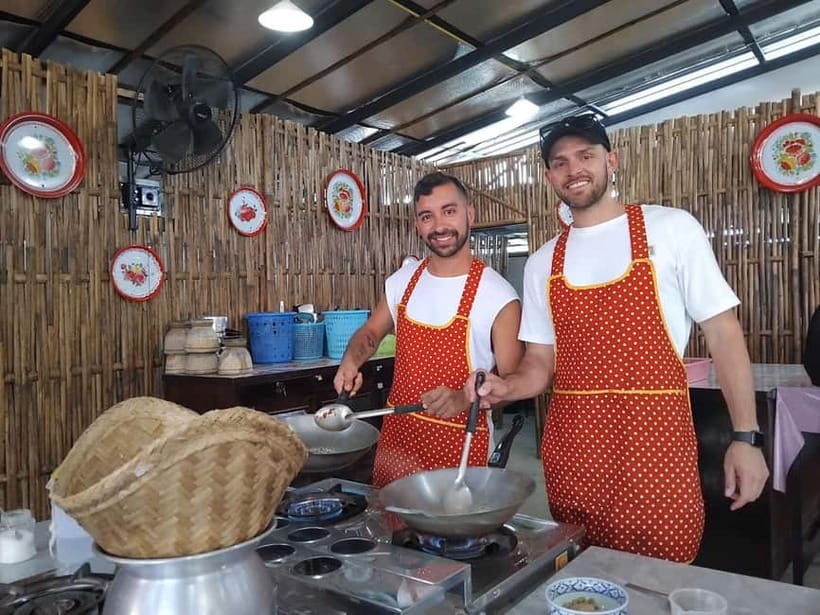 Ao Nang: Hands-on Learn to Cook 3 Popular Thai's street food - Ao Nang cooking class in Krabi, the open-air family kitchen feel