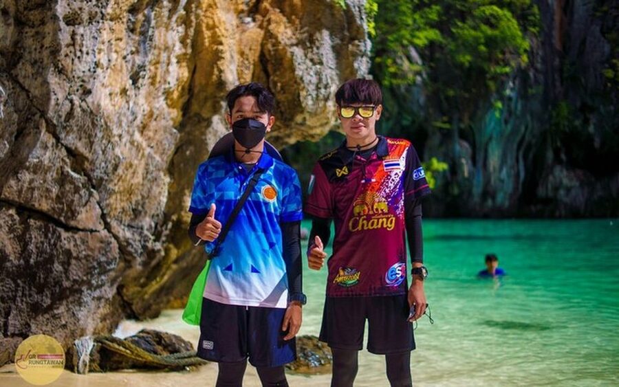 Ao Nang: Hong Islands Tour by Speedboat or Longtail Boat - Hong Island: The Beach Time People Actually Remember