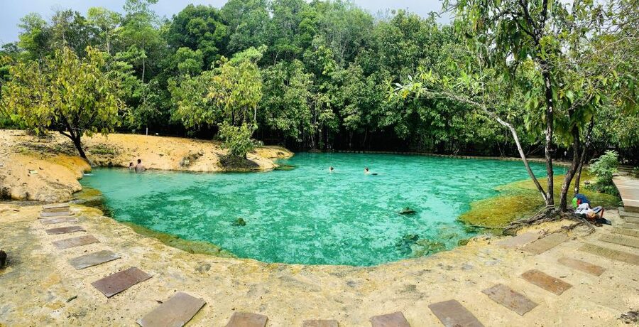 Ao Nang: Hot Spring, Emerald Pool & Tiger Cave Temple Tour - Transport, Timing, and Why the Order Helps