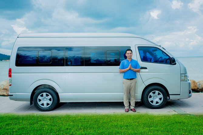 Arrival Private Airport Transfer : Bangkok Airport to Hotel in Bangkok - Vehicle size, luggage limits, and who this transfer fits