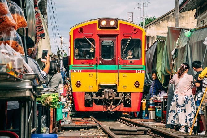 Ayutthaya, Damnoen Floating & Maeklong Railway Market Day Tour - One-Day Shortcut To Ayutthaya, Damnoen Saduak, and Maeklong