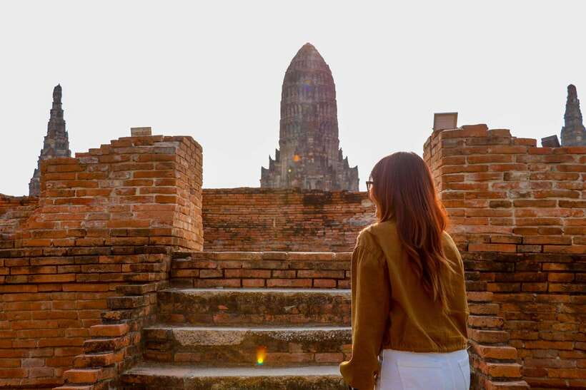 Ayutthaya One Day: Famous Temples & Bang Pa-In Palace Tour - Bang Pa-In Royal Palace: royal summer elegance with real photo power