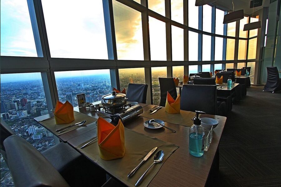 Baiyoke 82nd Floor: Crystal Grill Buffet & Observation Deck - Timing your evening: start times, last orders, and photo strategy