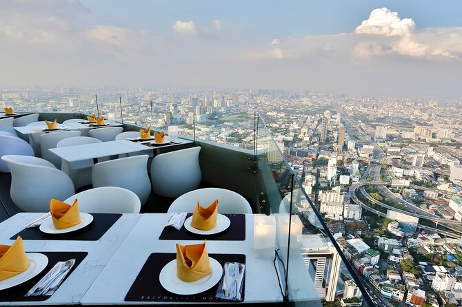 Baiyoke Sky Dinner Experience with Observation Deck Access - Food Reality Check: Great Variety, Sometimes Basic, and Occasional Cold Buffets