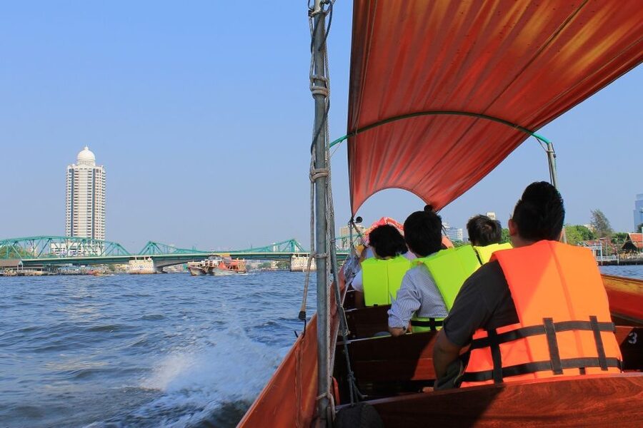 Bangkok: 2-Hour Canal Tour by Teak Boat - Comfort, safety, and what to bring in the Bangkok sun