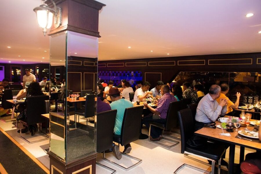 Bangkok: 2-Hour Dinner & Shows on White Orchid River Cruise - Dinner Buffet That Mixes Thai and Western Comfort Food