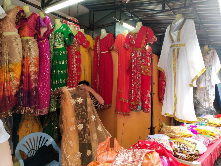 Bangkok:4Hour Flower Market and Little India Tour Mini Group - Pak Khlong Talat flower market, what to watch and what to do