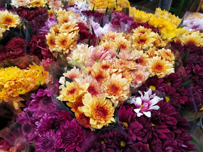 Bangkok:4Hour Flower Market and Little India Tour Mini Group - Phahurat textile market and how to shop without getting lost