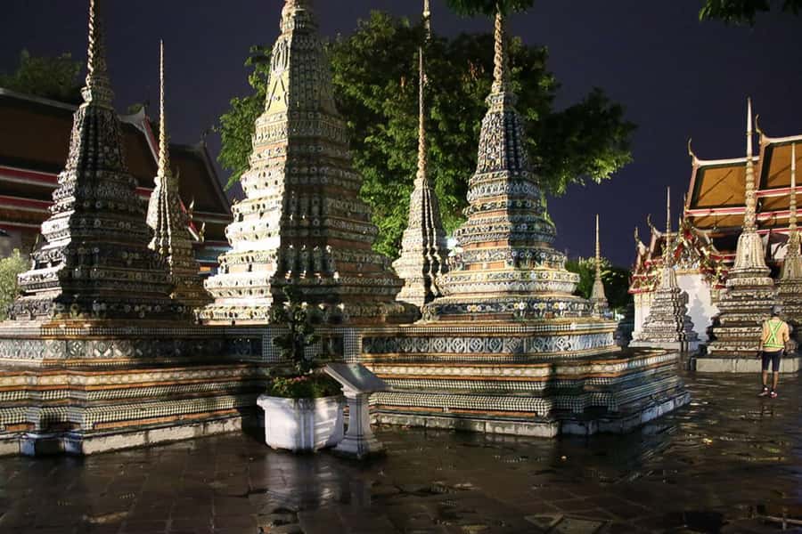 Bangkok at Sunset 5-Hour Bike Tour - Dinner at a local Thai restaurant you can actually repeat at home
