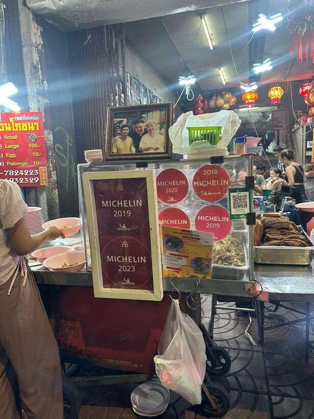Bangkok Authentic Tasting Thai-Chinatown Walking Food Tour - Should You Book This Bangkok Chinatown Food Tour?