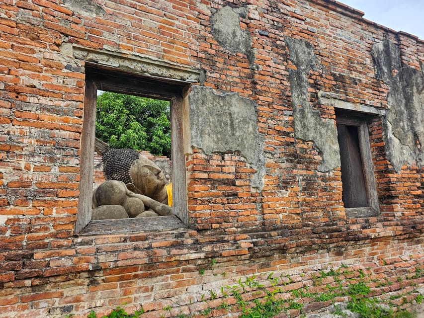 Bangkok: Ayutthaya Day Trip by Private Car with Boat Tour - Entrance fees and cash, the one part you must budget