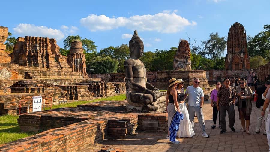 Bangkok: Ayutthaya Day Trip by Private Car with Boat Tour - What the lack of a tour guide means for you