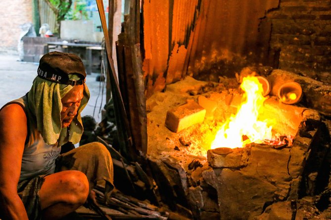 Bangkok: Backstreets and Temple Historic Bike Tour - Food and drinks on the route, plus how to handle the heat