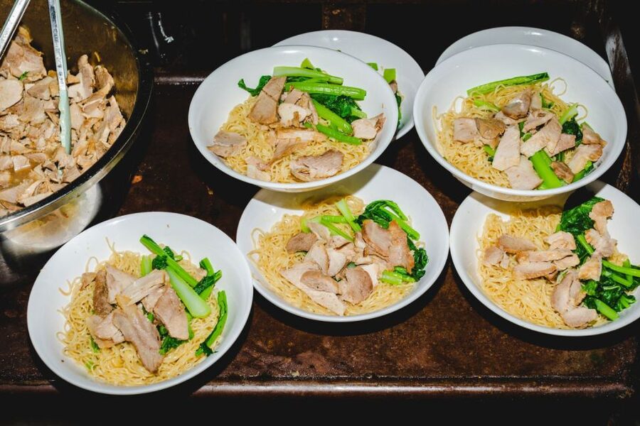 Bangkok: Backstreets Food Tour with 15+ Tastings - Key things that make this food tour worth your time