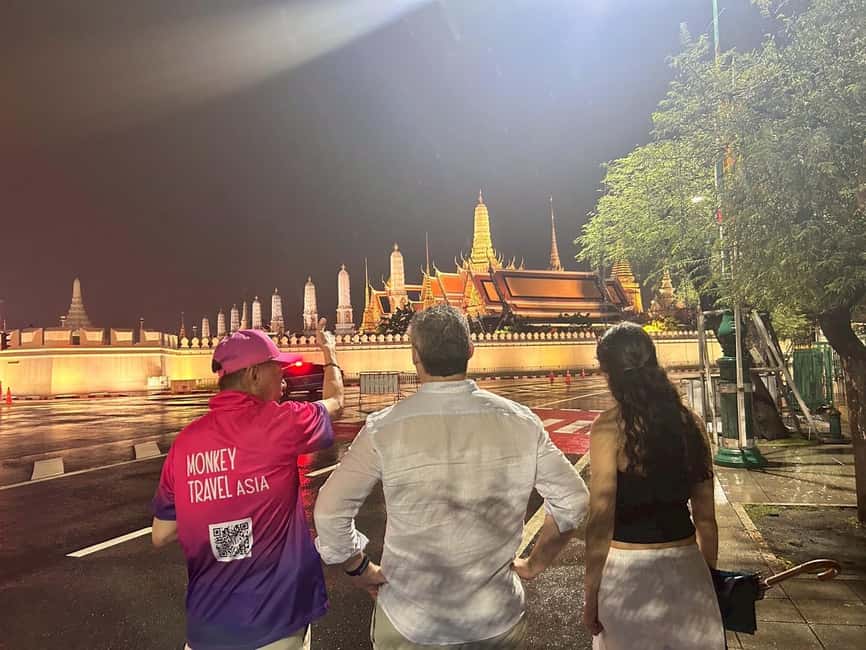Bangkok: Bangkok's Magic Nighttime Tuk Tuk Adventure - Wat Saket, the Giant Swing Zone, and Why That Area Photographs So Well