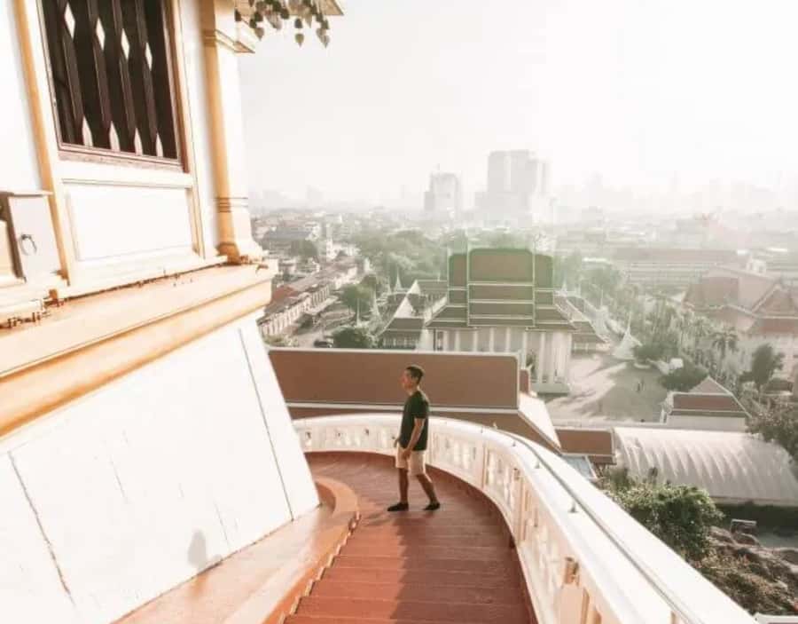 Bangkok By Night: The Ultimate Experience - VIP pickup and an A/C car that makes night easier