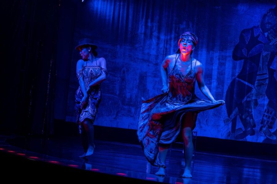 Bangkok: Calypso Cabaret & Dinner Cruise with Hotel Transfer - The hotel transfer and check-in points: where people get tripped up