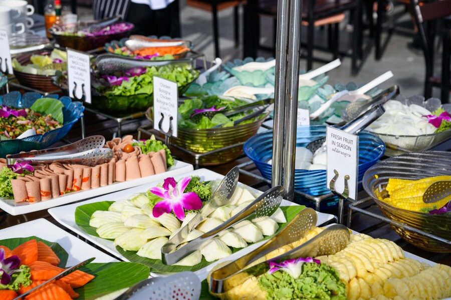 Bangkok: Calypso Cabaret & Dinner Cruise with Hotel Transfer - Should you book this Calypso Cabaret dinner cruise package?