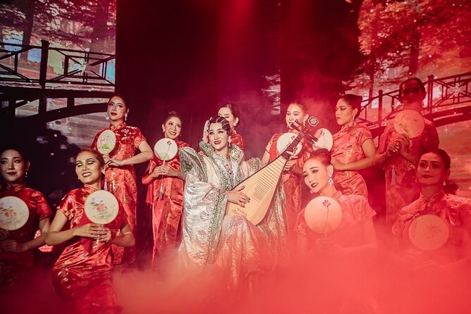 Bangkok Calypso Ladyboy Cabaret Live – Asiatique - A family-friendly show with clear rules for kids