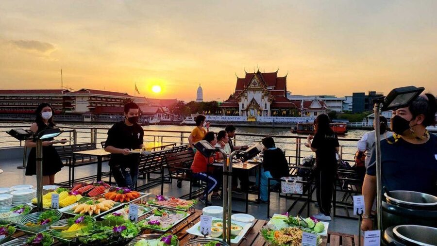 Bangkok: Calypso x White Orchid Cruise with Private Transfer - Tips to make the night go smoothly