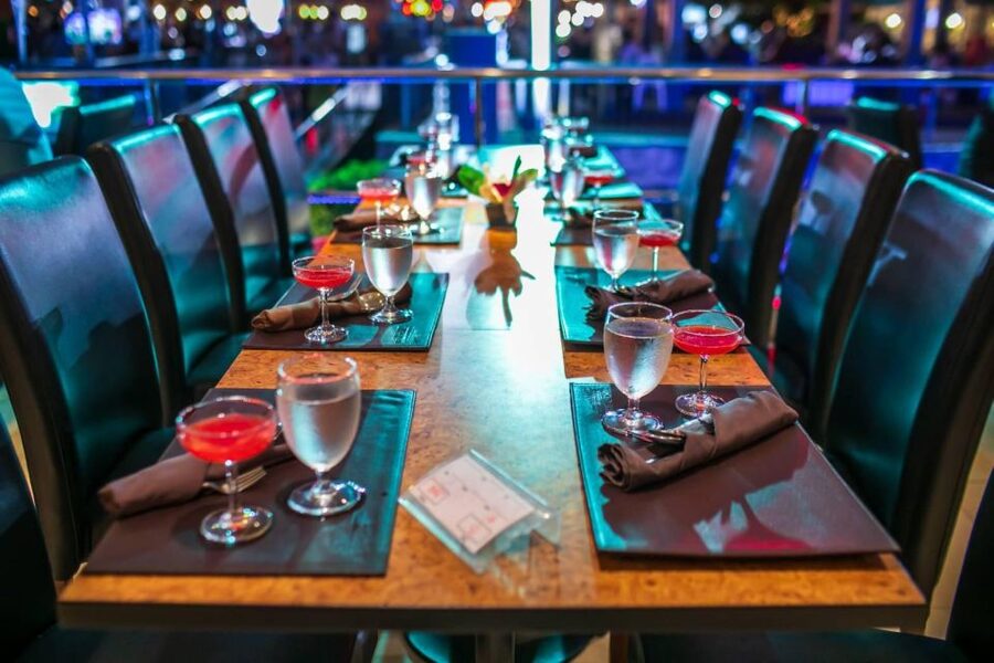 Bangkok: Calypso x White Orchid Cruise with Private Transfer - Dinner details: what’s included, and how to eat it smart