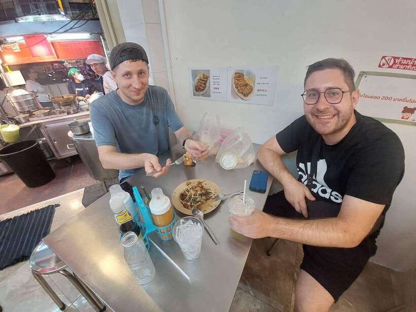 Bangkok: Chinatown Food Tour with Michelin Food Stalls - Food rules, dietary restrictions, and who should skip