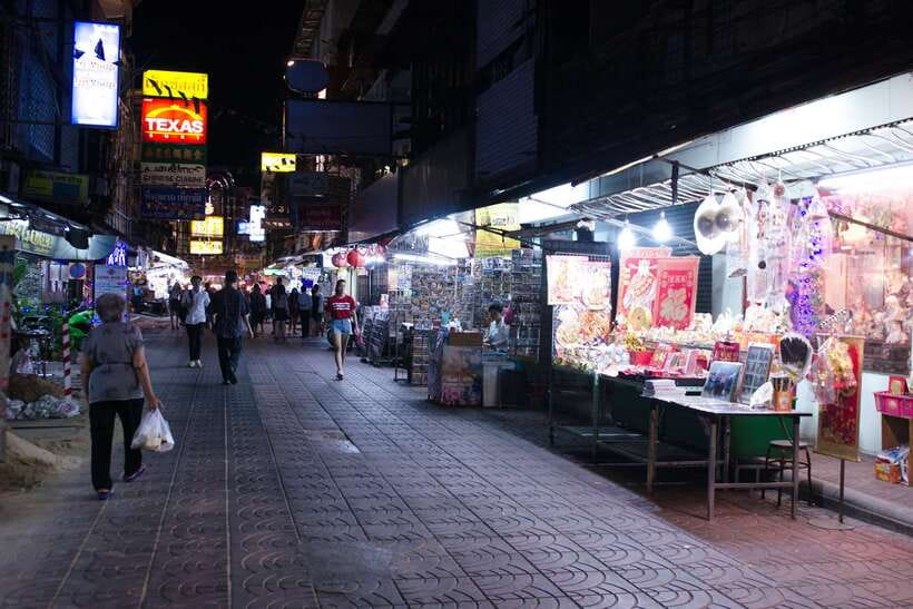 Bangkok: Chinatown Night Food Tour - Meeting point and logistics that prevent stress (and scams)