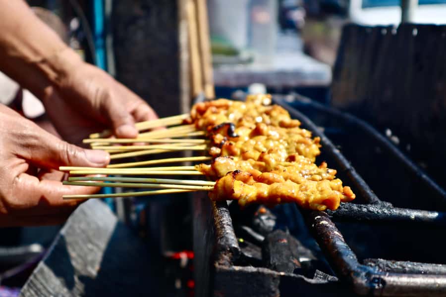Bangkok: Chinatown Street Food Tour with 8+ Local Dishes - Price and value: what $73 gets you in Bangkok food