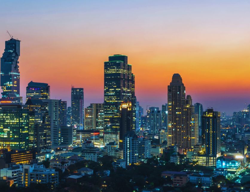 Bangkok: City Highlights & Floating Markets Private Tour - Damnoen Saduak Floating Market by private longtail boat