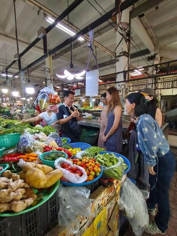 Bangkok: Cooking Class + Tuk Tuk Ride + Market Tour - Bangkok Market-To-Kitchen Flow: How the 3.5 Hours Work