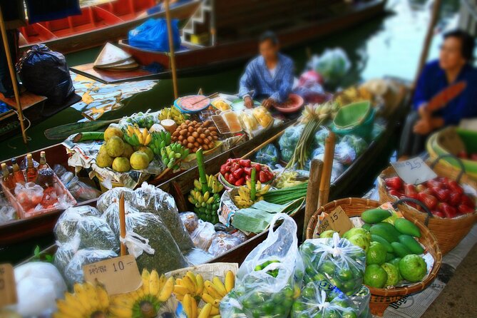Bangkok: Damnoen Saduak and Maeklong Railway Market Japanese tour - Coconut-sugar look and sweet treats you may spot
