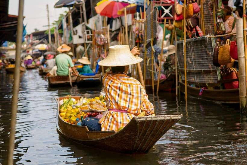 Bangkok: Damnoen Saduak Market and Maeklong Railway Market - Getting Out of Bangkok: Early Pickup and Traffic Reality