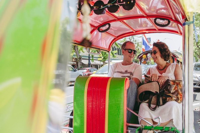 Bangkok Electric Tuk Tuk: Thonburi, Wang Lang & Food Tour - Baan Bu stoneware pottery: the 200-year craft stop with real human context