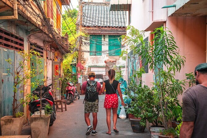 Bangkok Evening Food Tour by Tuktuk - How the transport and meeting flow keeps the evening easy
