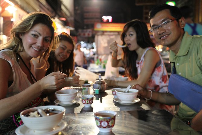 Bangkok Evening Street Food Tuk Tuk Adventure - Worachak Road: the alley stop that food lovers talk about