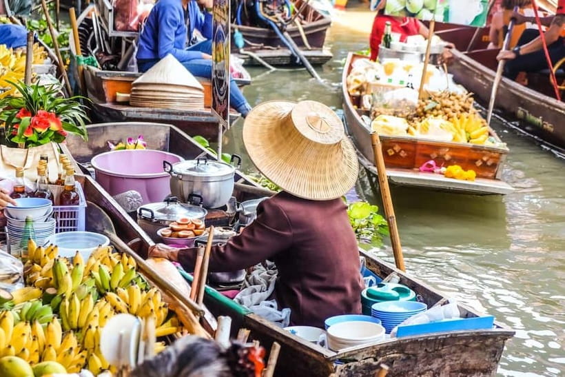 Bangkok: Floating Market, Phra Pathom Pagoda & Cafes Tour - Maeklong Railway Market, Where Vendors Pack Up for the Train