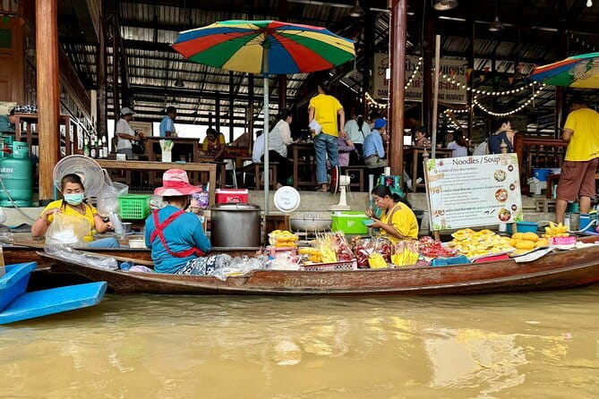 Bangkok: Floating Market & Train Market Discovery - Two markets, one long day outside central Bangkok