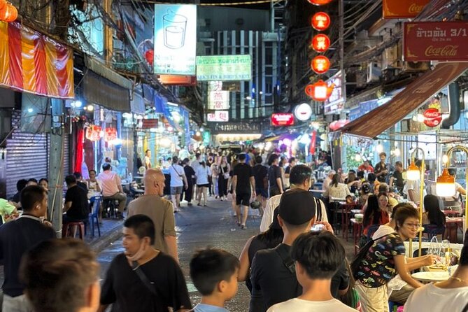 Bangkok Food Tour By Night - How the guide changes the whole night (Jan, Sophie, Peach, Kay, Alex)