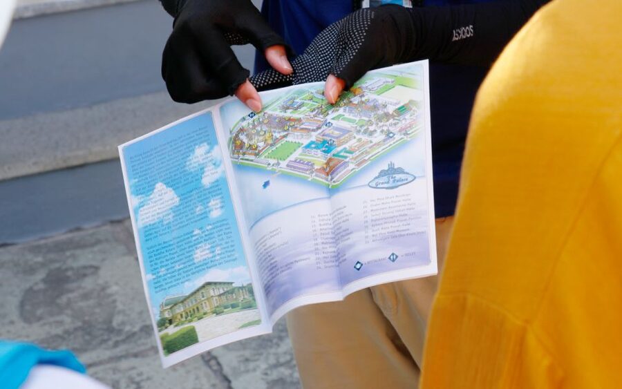 Bangkok: Grand Palace and Emerald Buddha Half-Day Tour - Outer, middle, inner courts: the palace layout explained in plain language