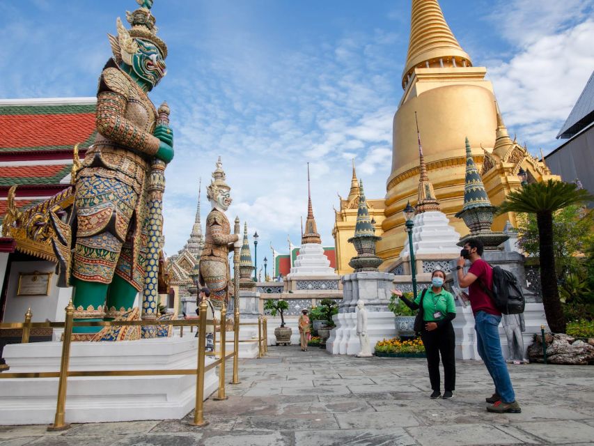 Bangkok: Grand Palace and Wat Arun Guided Walking Tour - Meeting at Golden Place (Tha Chang Pier): timing, pace, and how not to stress
